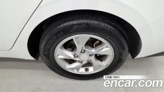 Hyundai AVANTE Avante (CN7) 1.6 LPi (Для проката) — Фото автомобиля 5