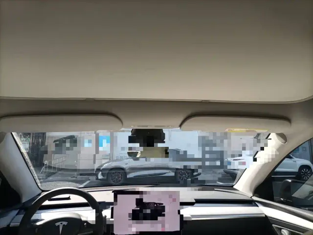 Tesla Model Y — Фото автомобиля 19