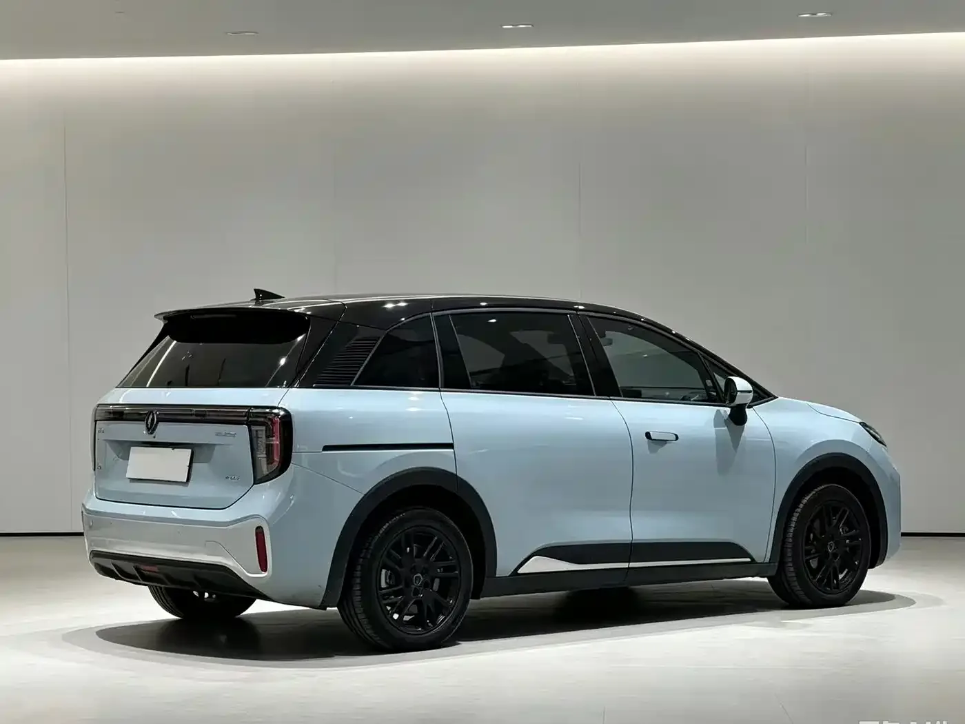 ARCFOX Arcfox Koala 2023 Family Edition Pro — Фото автомобиля 9