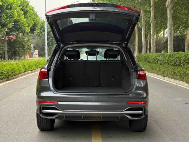 Audi Q3 — Фото автомобиля 10