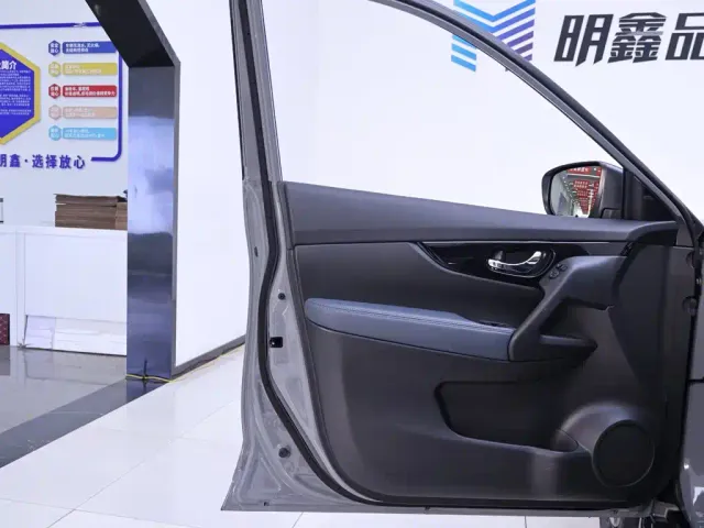 Nissan X-Trail — Фото автомобиля 18
