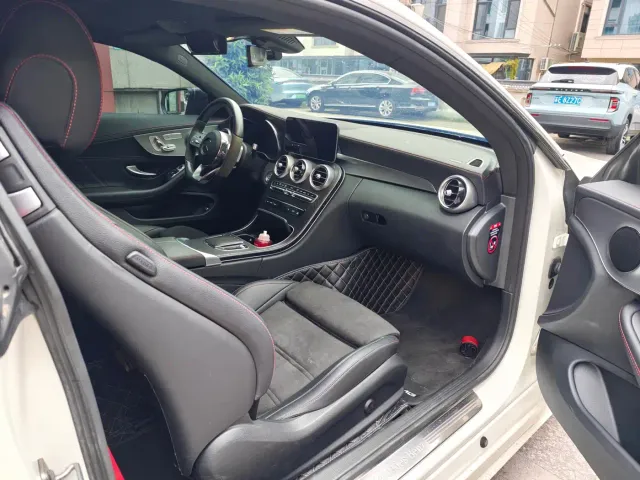 Mercedes-Benz C-Class — Фото автомобиля 9