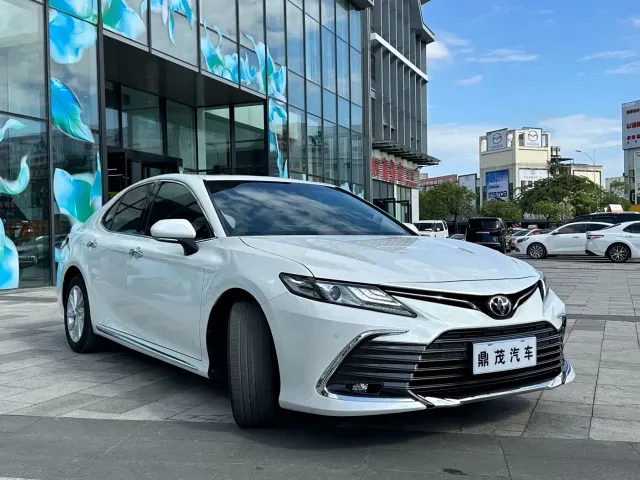 Toyota Camry — Фото автомобиля 8
