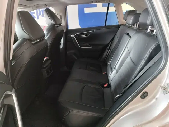 Toyota Wildlander — Фото автомобиля 16