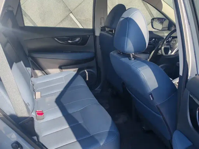 Nissan X-Trail — Фото автомобиля 14