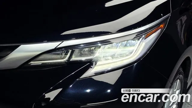 Toyota Sienna 4th Gen — Фото автомобиля 7