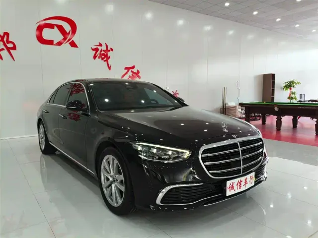 Mercedes-Benz S-Class — Фото автомобиля 3