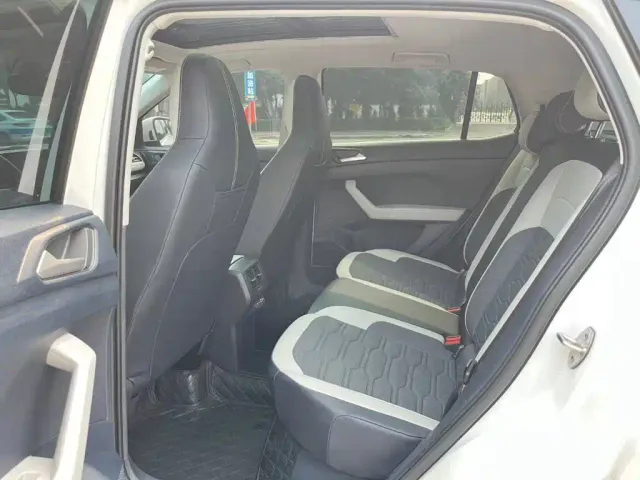 Volkswagen Tharu — Фото автомобиля 16