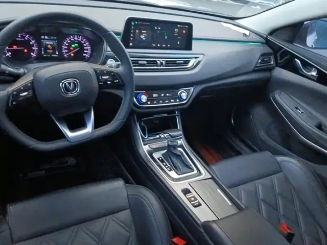 Changan Ruicheng CC — Фото автомобиля 12