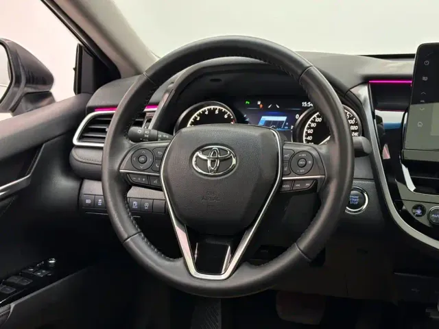 Toyota Camry — Фото автомобиля 12