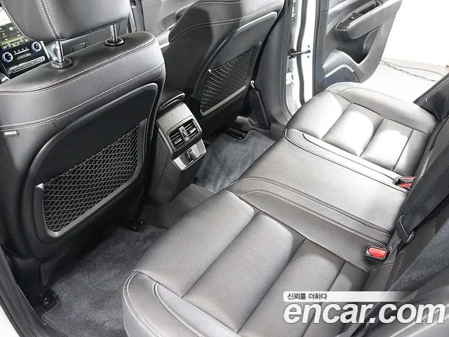 Renault-KoreaSamsung QM6 Новый QM6 2.0 LPe LE Signature 2WD — Фото автомобиля 16