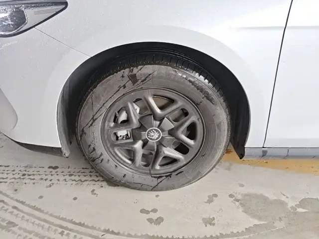 BYD Qin PLUS — Фото автомобиля 22