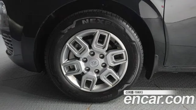 Hyundai Staria Staria Карго 3 места — Фото автомобиля 5