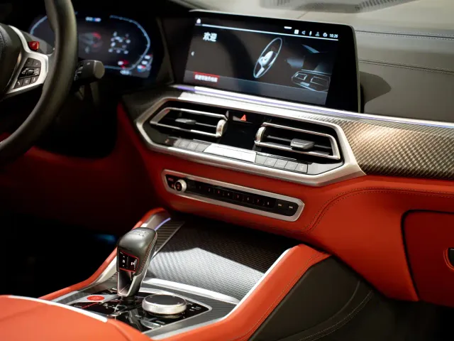 BMW X6 M — Фото автомобиля 23