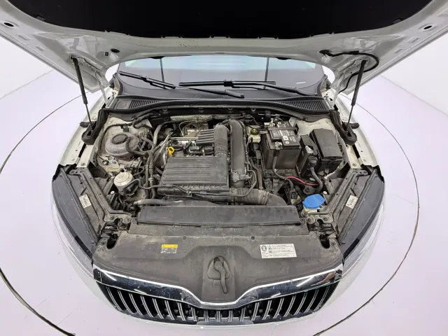 Skoda Superb — Фото автомобиля 8