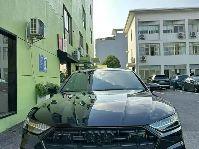 Audi A7L — Фото автомобиля 2