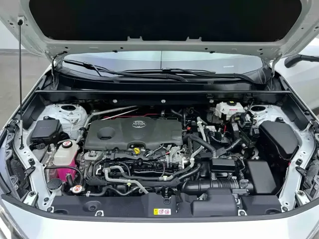 Toyota RAV4 Rongfang 2022 Hybrid 2.5L E-CVT 2WD Elite Edition — Фото автомобиля 13