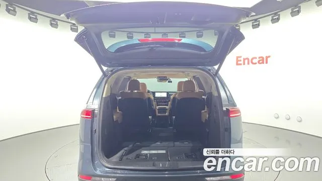Kia Carnival 4th Gen — Фото автомобиля 18