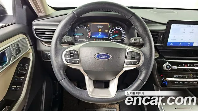 Ford Explorer Explorer 6 поколение — Фото автомобиля 13