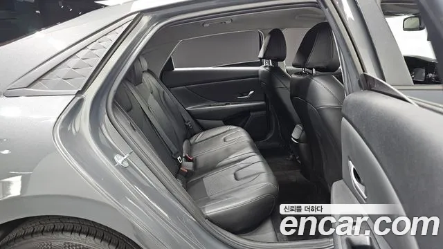 Hyundai AVANTE — Фото автомобиля 11
