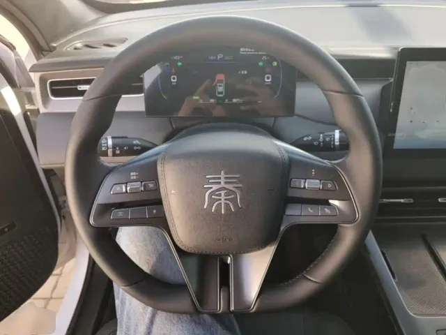 BYD Qin PLUS — Фото автомобиля 10