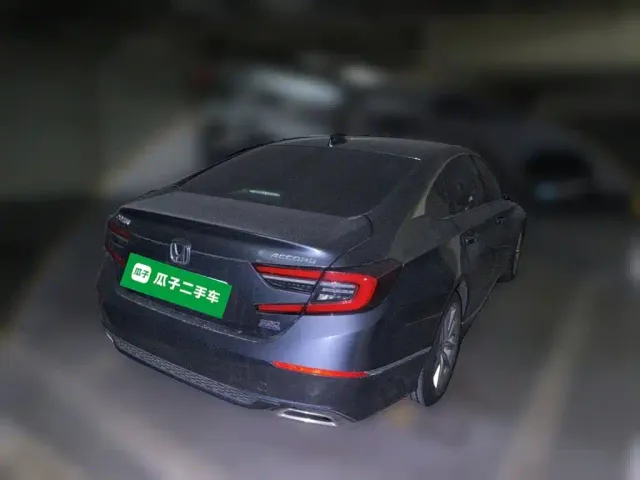 Honda Accord — Фото автомобиля 4