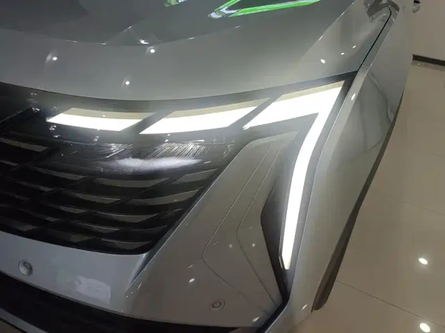 Geely Boyue L — Фото автомобиля 5