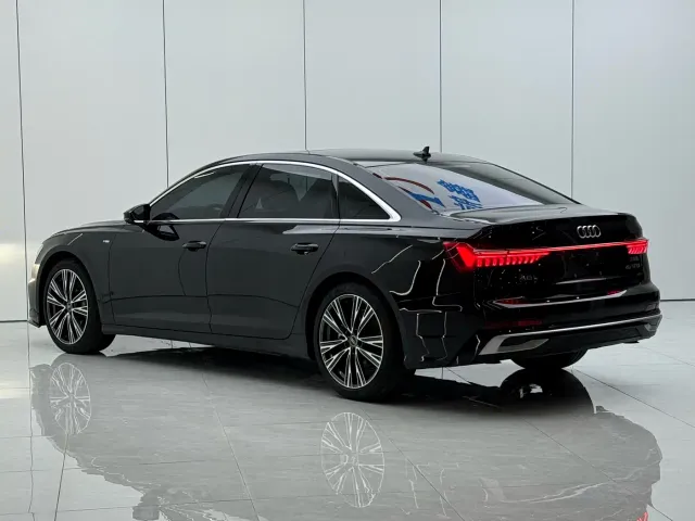 Audi A6L — Фото автомобиля 13