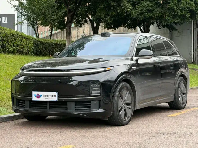 Фотография автомобиля — Li Auto L7
