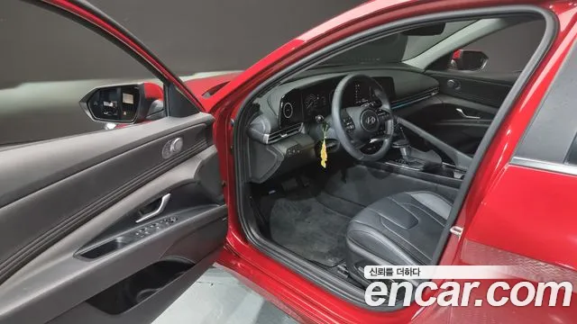 Hyundai Avante CN7 — Фото автомобиля 10
