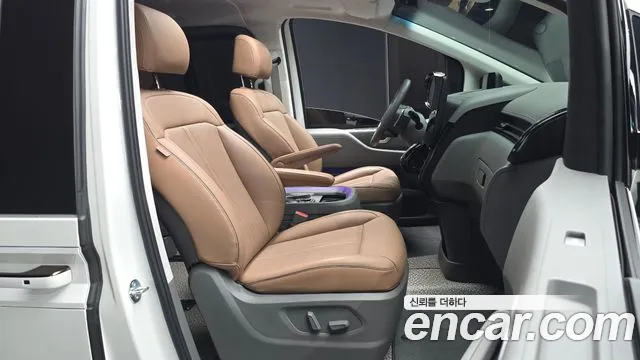 Hyundai Staria — Фото автомобиля 17