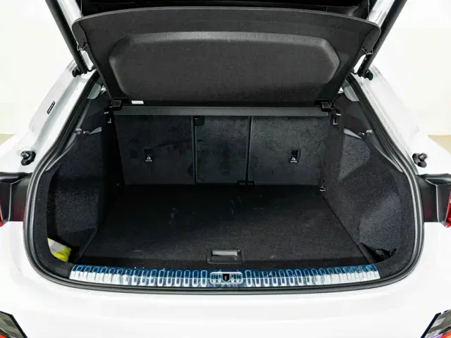 Audi Q3 Sportback — Фото автомобиля 23