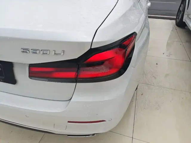 BMW 5 Series — Фото автомобиля 7