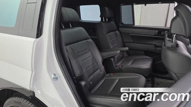 Hyundai Santafe Santa Fe (MX5) Бензин 2.5T 2WD — Фото автомобиля 3