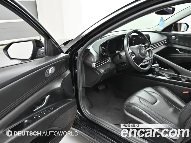 Hyundai AVANTE Avante (CN7) — Фото автомобиля 17