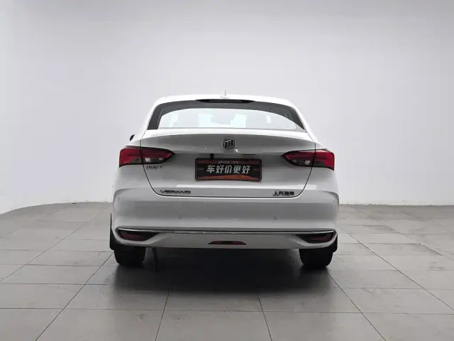 Buick Verano — Фото автомобиля 4