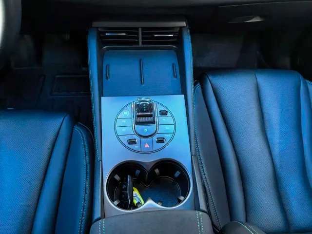 BYD Seal 06 — Фото автомобиля 10