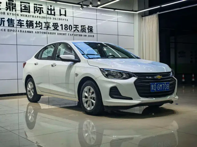 Chevrolet Cavalier — Фото автомобиля 3
