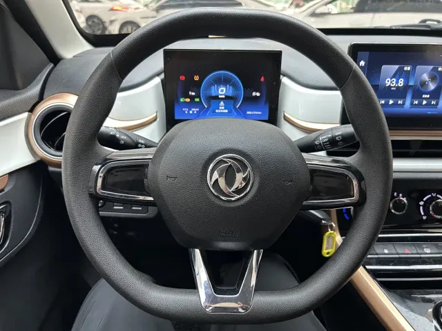 Dongfeng Nano BOX — Фото автомобиля 18