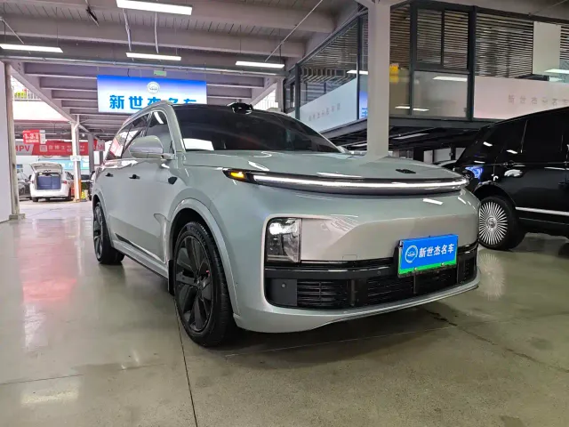Li Auto L9 — Фото автомобиля 2