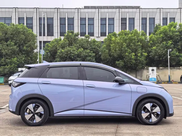 BYD Dolphin — Фото автомобиля 3