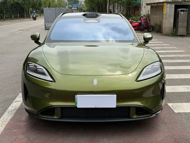 Shangjie Z7T — Фото автомобиля 2
