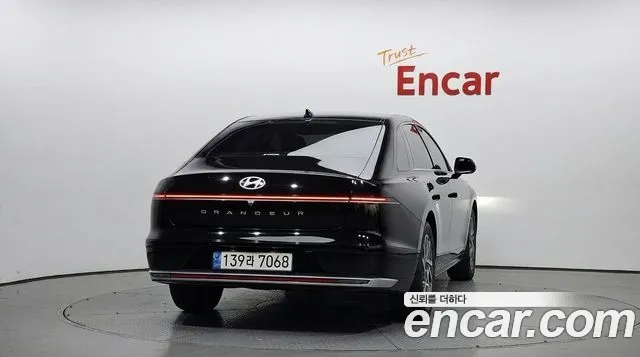Hyundai Grandeur GN7 — Фото автомобиля 4