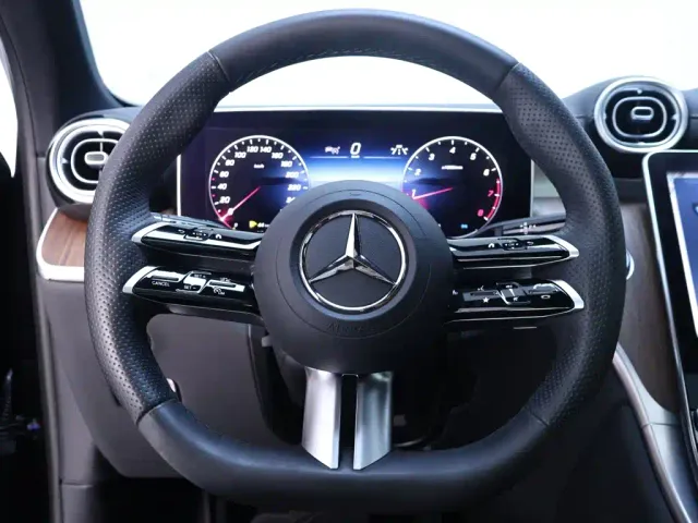 Mercedes-Benz GLC-Class — Фото автомобиля 16