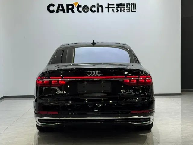 Audi A8 — Фото автомобиля 6