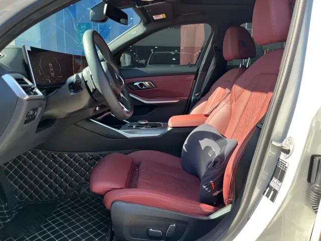 BMW 3 Series — Фото автомобиля 4