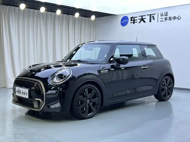 Фотография автомобиля — MINI Hatch
