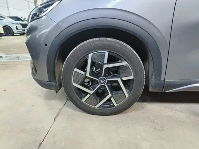BYD Yuan PLUS — Фото автомобиля 22