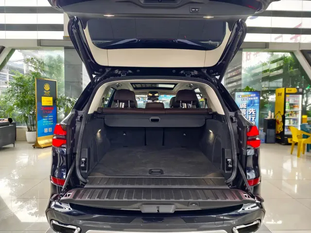 BMW X5 — Фото автомобиля 17