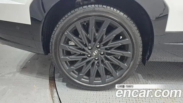 Hyundai Santafe Santa Fe (MX5) Бензин 2.5T 2WD — Фото автомобиля 5